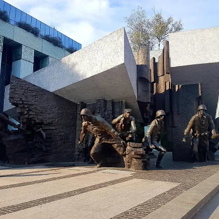 Andersa 10 By Homeprime * 华沙